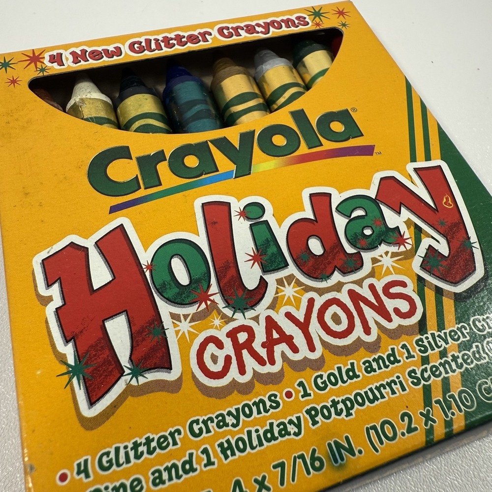 Crayola Crayons Holiday Pack Christmas  8 Pack Crayons Vintage NIB New Old Stock